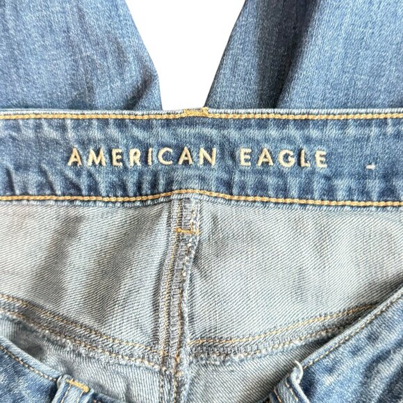 American Eagle Tom Girl Ripped Distressed Button Fly Med Wash Jeans - Picture 9 of 13